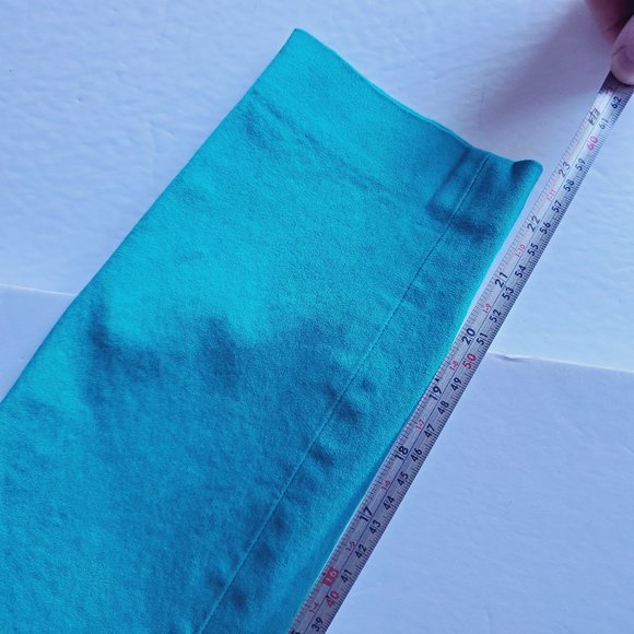 ARITZIA BABATON Emerald Green Cropped Pants - Picture 5 of 7